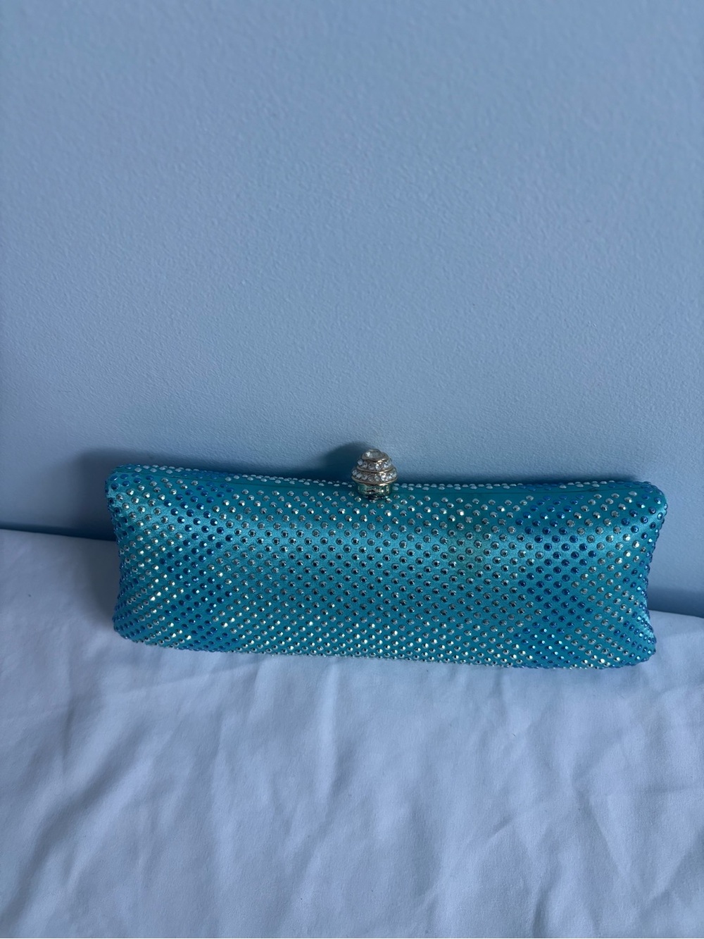 Turquoise Crystal Mesh Evening Clutch with Jeweled Clasp